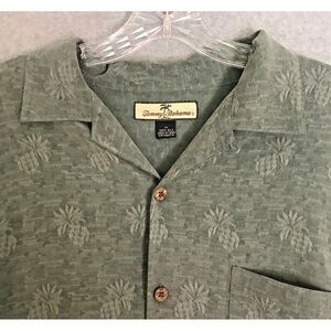Tommy Bahama 100% Silk Hawaiian Shirt Mens XL Pineapple Button Up‎ Green READ